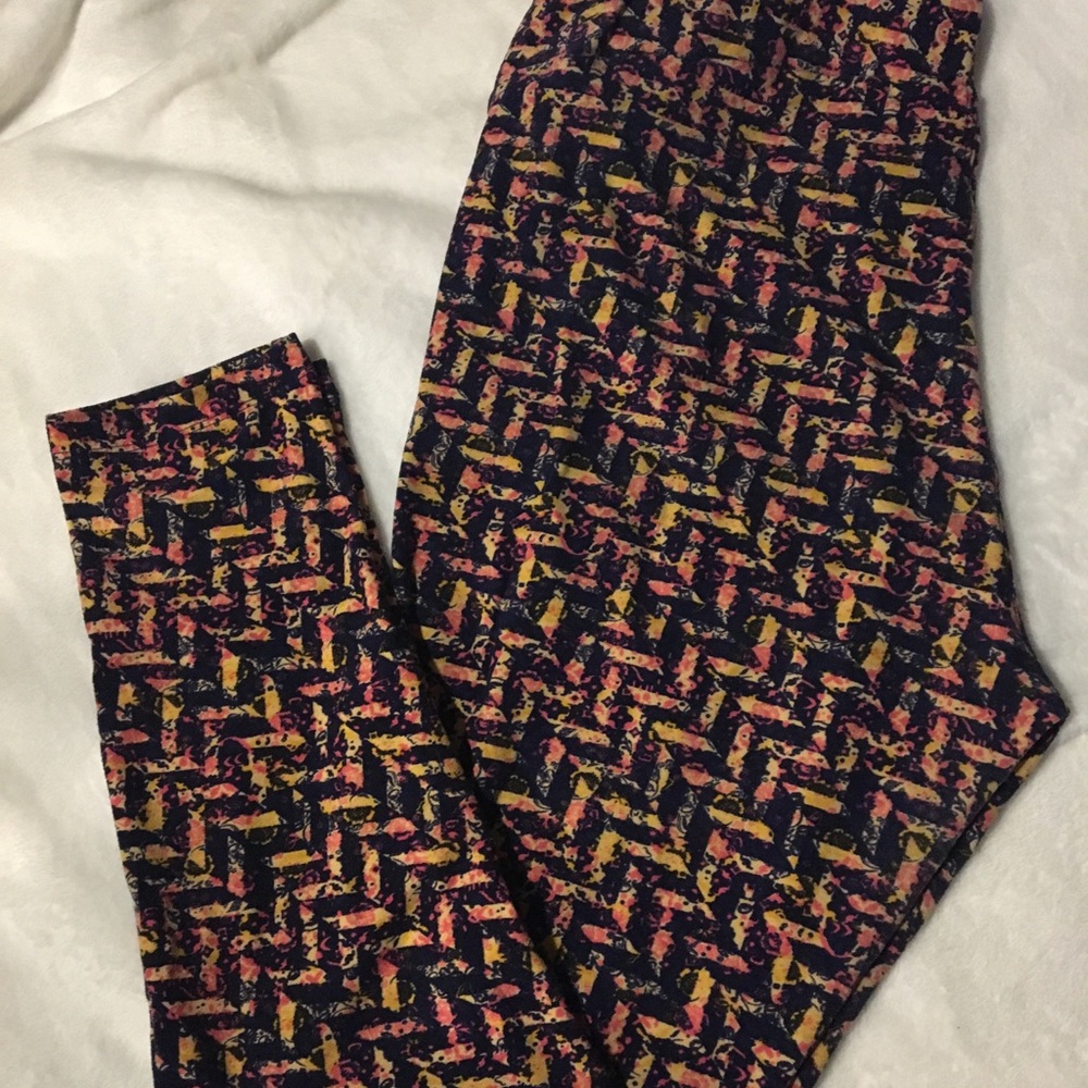 LulaRoe TC Leggings **Offers Welcomed**